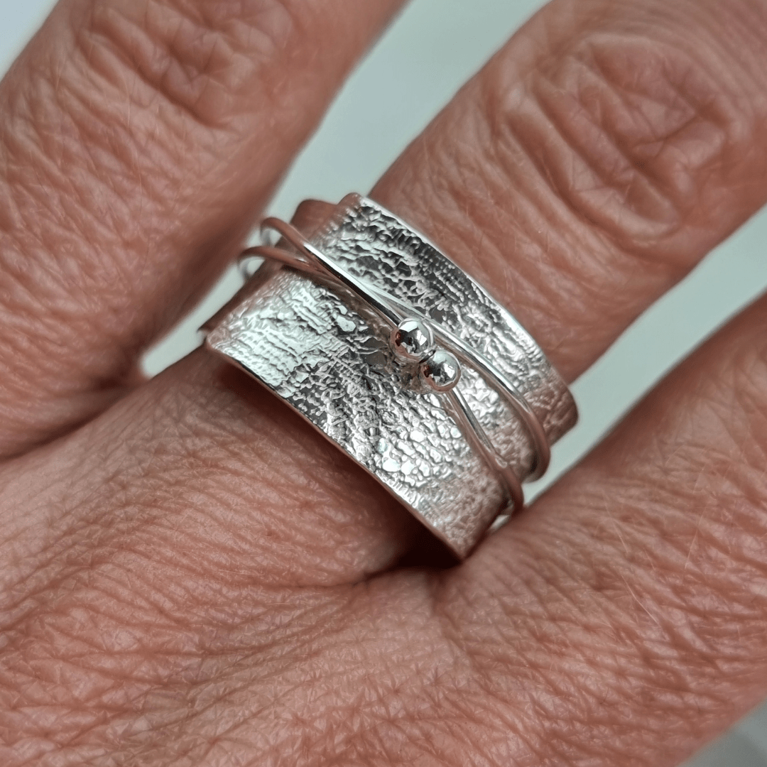 Silver lace rings with spinning accent beads - The Studio at Wirksworth